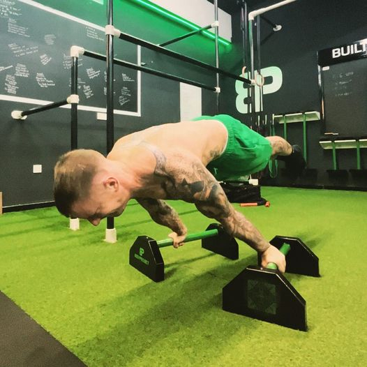 Phil Kivell demonstrating horizontal hold